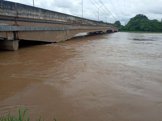 N&iacute;veis dos rios de MS subiram at&eacute; 1,3 metro com chuvas intensas