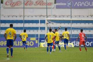 Partida foi no Estádio Tenentão, em Penápolis, interior de São Paulo (Foto: Divulgação/Cruzeiro)