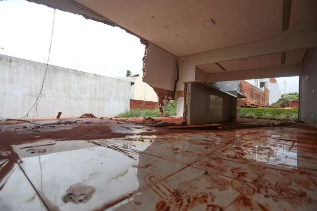 Maioria dos leitores diz nunca ter sofrido preju&iacute;zo com a chuva
