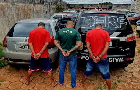 Polícia prende trio que assaltou três casas durante as festas de final de ano