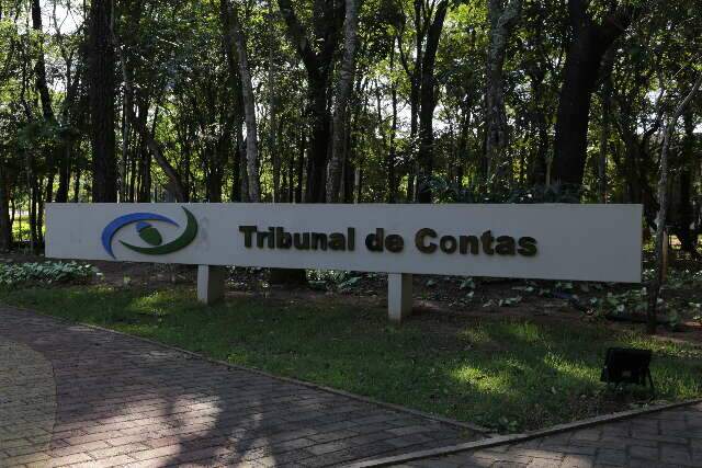 Tribunal de Contas do Estado nomeia substitutos para tr&ecirc;s conselheiros afastados