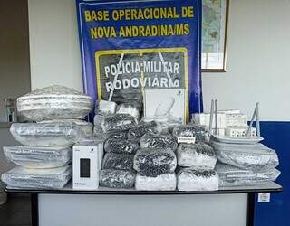 Pol&iacute;cia Militar apreende R$ 25 mil em produtos contrabandeados do Paraguai