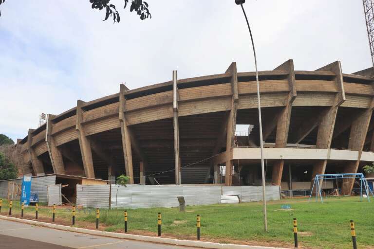 Vista externa do Estádio Morenão (Foto: Paulo Francis)