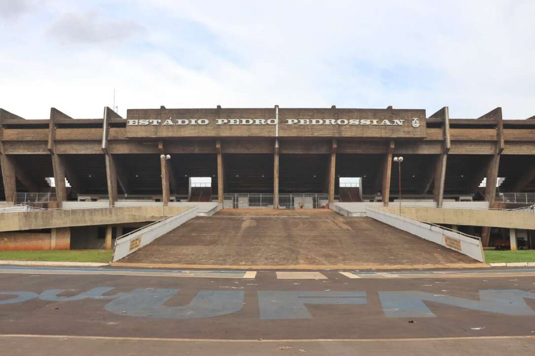 EMPIEZA LA MEGA OBRA DE AMPLIACIÓN EN EL ESTADIO DE MIDLAND￼ -  SomosProvincia