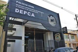 Fachada da DEPCA onde caso foi registrado como estupro de vulnerável. (Foto: Paulo Francis | Arquivo)