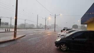 Chuva forte desta tarde na BR-163, saída para Campo Grande (Foto: Direto das Ruas)