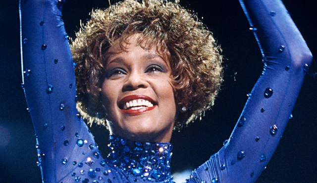 Filme sobre a hist&oacute;ria de Whitney Houston chega aos cinemas da Capital
