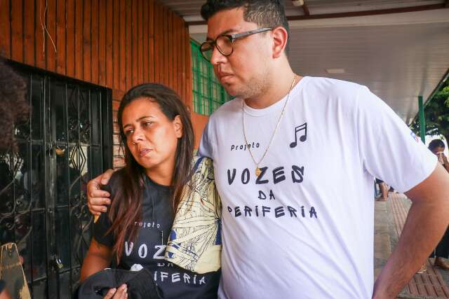 Adolescente morreu afogado em c&oacute;rrego ao testar prancha que havia ganhado