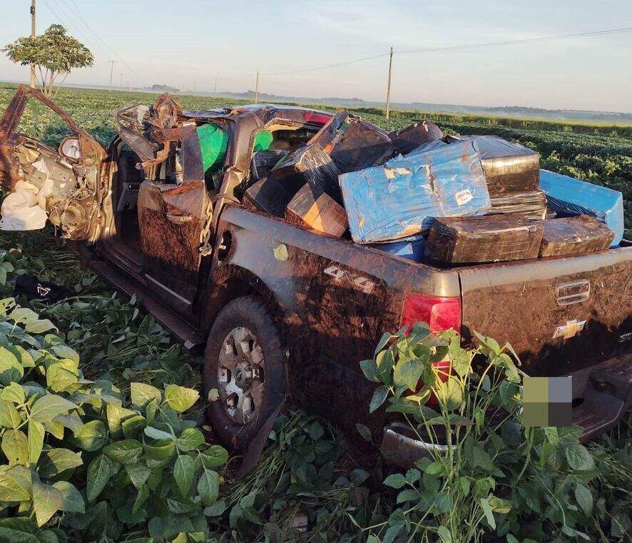 Traficante capota veículo com 1,5 tonelada de maconha e adolescente fica ferido