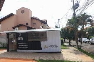 Mercado da Onii no Village das Pedras, no Bairro Coopharádio (Foto: Paulo Francis)