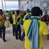 Vídeos de vandalismo em Brasília e ameaça aos jornalistas são os mais vistos