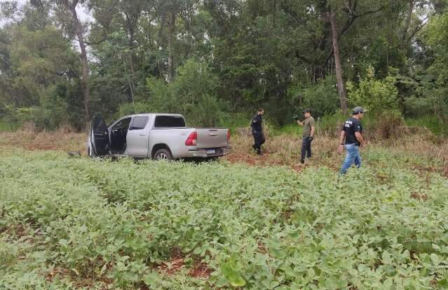 Motorista de Hilux roubada morre em troca de tiros com policiais