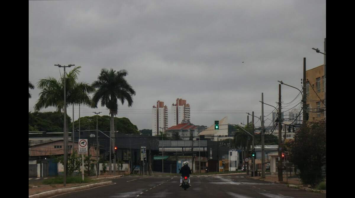 Sexta-feira amanhece garoando e previsão é de chuva em todas as regiões -  Cidades - Campo Grande News