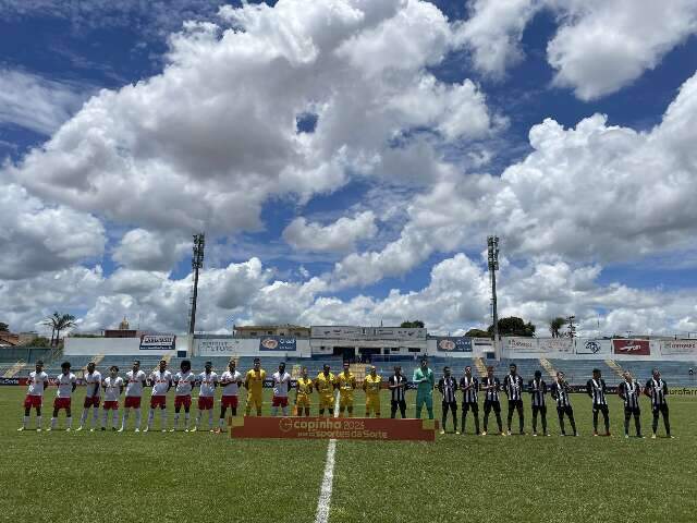 Botafogo &eacute; eliminado ap&oacute;s falhas em jogo contra Bragantino na Copinha