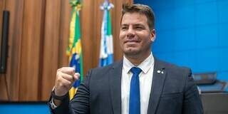 Renan Contar em sessão da Assembleia antes do recesso. (Foto: Assessoria)