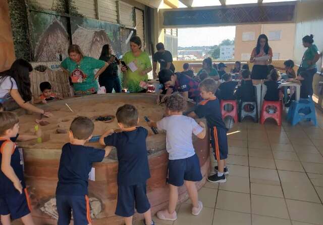 Museu de Arqueologia é opção de atividade para as crianças nas férias