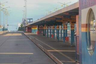 Terminal Morenão vazio após sindicato anunciar greve. (Foto: Marcos Maluf)