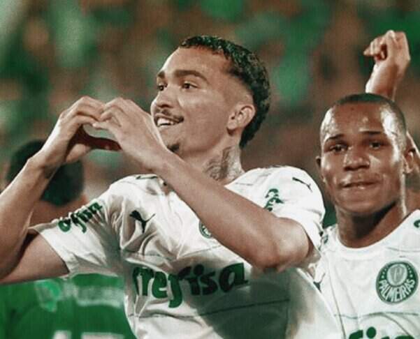Palmeiras avança para a semifinal com goleada sobre o Floresta