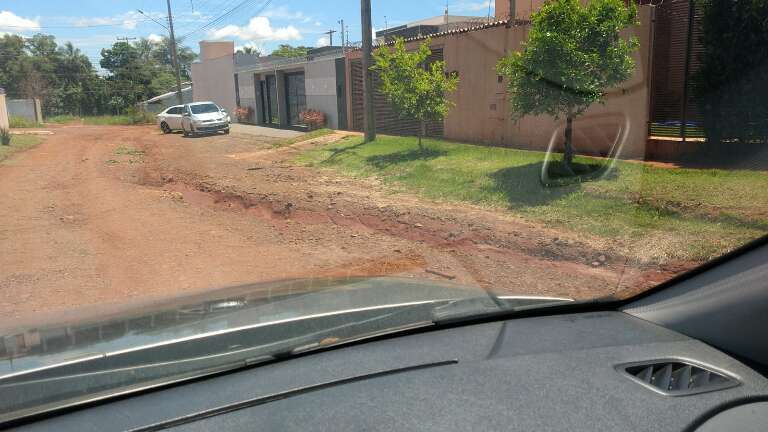 Valeta em rua da Vila Nasser (Foto: Direto das Ruas)