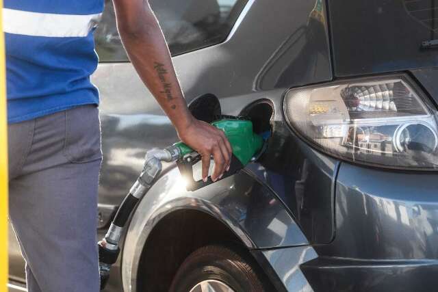 Gasolina custa at&eacute; R$ 0,30 mais cara na mesma regi&atilde;o de Campo Grande