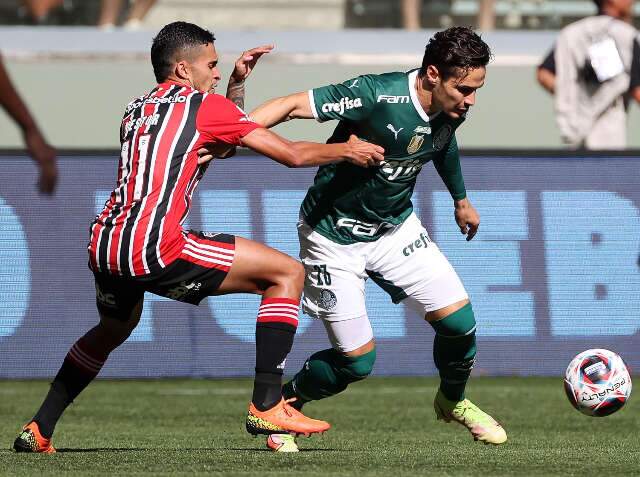 Palmeiras e S&atilde;o Paulo empatam no primeiro cl&aacute;ssico do ano