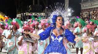 Desfile de escola de samba no carnaval de Corumbá. (Foto: Divulgação)