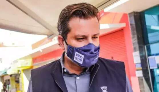 &ldquo;Descuido&rdquo;, alega ex-subsecret&aacute;rio ap&oacute;s deixar carro aberto com arma dentro