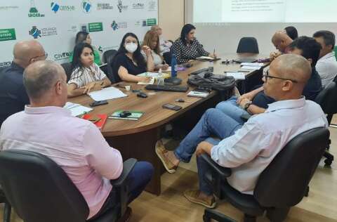 Com nova campanha, comitê de saúde inicia planejamento de ações contra dengue