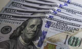 O dólar comercial encerrou esta quarta-feira (25) vendido a R$ 5,08, com queda de R$ 0,062 (-1,22%). (Foto: Agência Brasil)