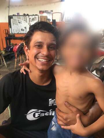 De sorriso f&aacute;cil, mec&acirc;nico morto em acidente &eacute; lembrado com carinho em despedida
