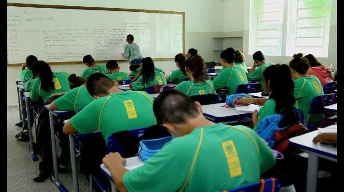 Alunos de escola pública realizam exposição de arte e professores lançam  livro sobre experiência em MS, Mato Grosso do Sul