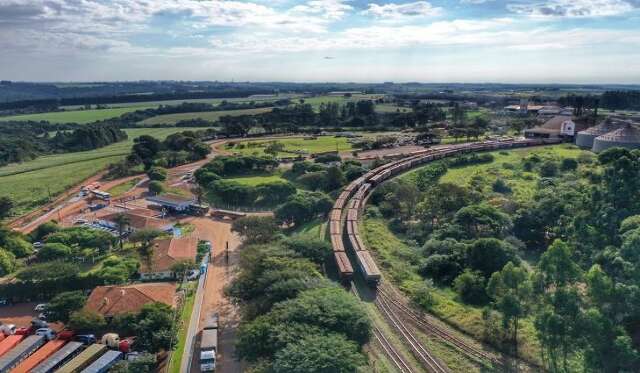 Projeto de R$ 35 bilh&otilde;es, ferrovia para ligar MS ao PR avan&ccedil;a no licenciamento