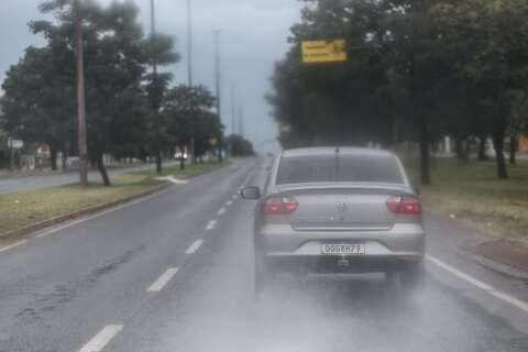 Apesar do declínio de 4°C na temperatura, calorão vai predominar no domingo