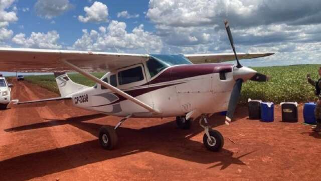 Avi&atilde;o com coca&iacute;na &eacute; interceptado pela pol&iacute;cia paraguaia