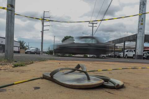 Homem &eacute; encontrado morto em p&aacute;tio de posto de combust&iacute;veis