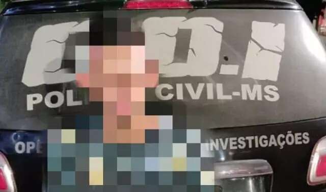 Pedreiro que matou padrasto a facadas &eacute; condenado a 7 anos de pris&atilde;o