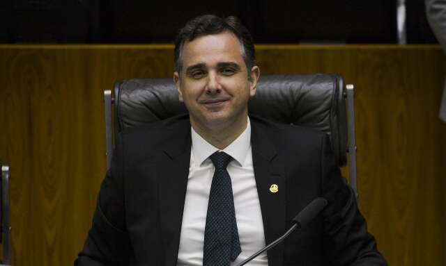 Rodrigo Pacheco &eacute; reeleito presidente do Senado Federal