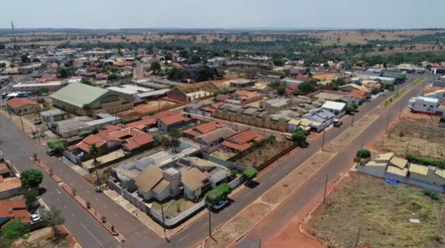 Cidade de 7 mil habitantes se prepara para receber 12 mil trabalhadores em obra 