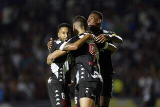 Vasco surpreende e vence o Resende em partida do Campeonato Carioca Vasco surpreende e vence o Resende em partida do Campeonato Carioca