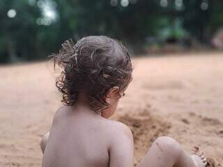 Crian&ccedil;a, nos perdoe por n&atilde;o vermos a inf&acirc;ncia como ela merece