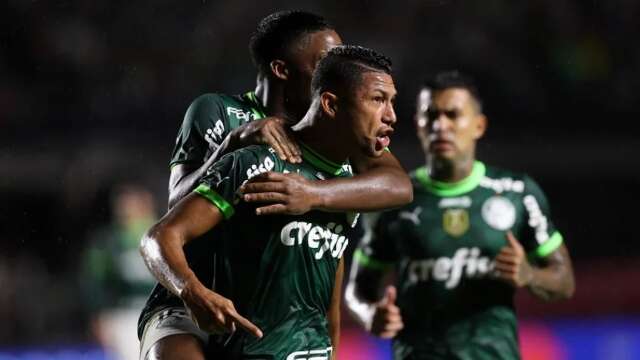 Com jogo no Morumbi, Palmeiras atropela Santos por 3 a 1