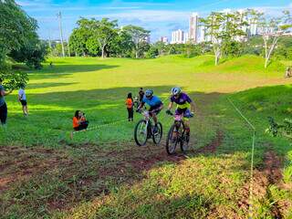 Subida no final da prova testa habilidade de ciclistas que participam do Tour das Matas. (Foto: Gabriel de Matos)