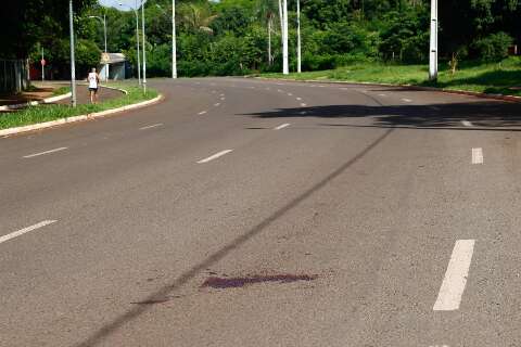 Uma semana após fazer 36 anos, homem é encontrado morto no meio de avenida 