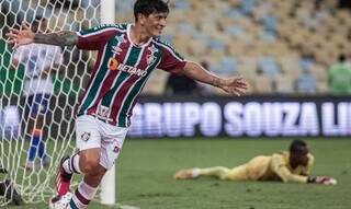 Argentino comemora gols marcados neste domingo. (Foto: Marcelo Gonçalves/Fluminense)