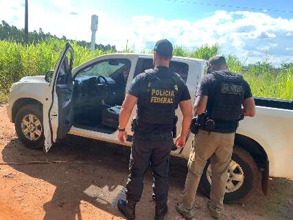 Viatura e pistola de delegado da PF são encontradas no Paraguai