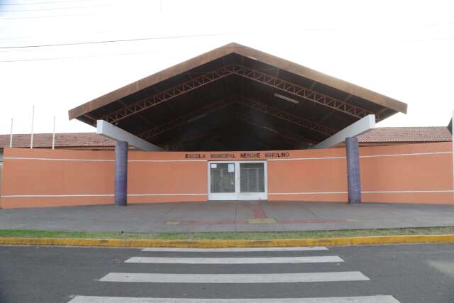 Escolas continuam sem energia el&eacute;trica na v&eacute;spera da volta &agrave;s aulas