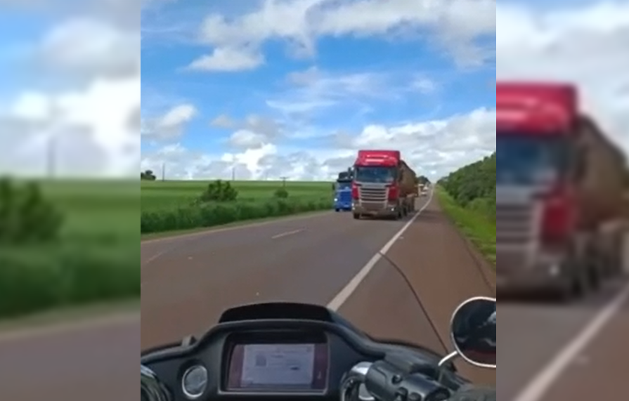 Caminhões ultrapassam motociclista na BR-163 e relato de insegurança viraliza