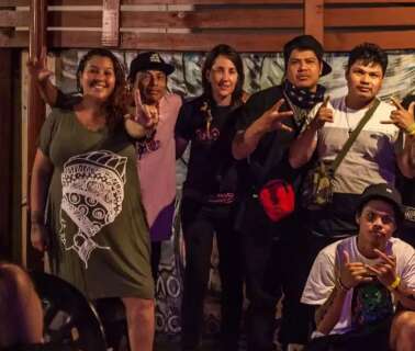 Colheita n&atilde;o foi f&aacute;cil para dona de bar, que agora celebra resist&ecirc;ncia