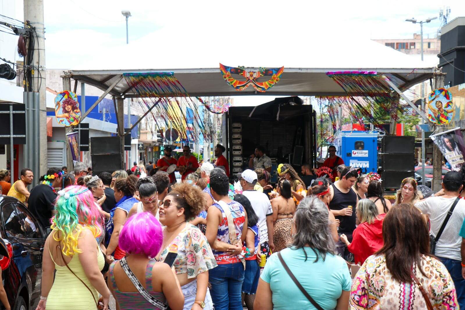 Bloco ‘As Depravadas’ comemora 30 anos de folia com muito Carnaval