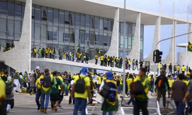 OAB cobra volta de bolsonaristas presos aos estados de origem